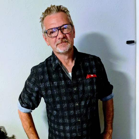 Meet your Posher, Richard - Picture 1 of 1